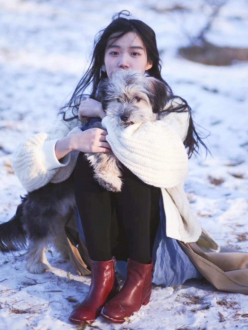 卢昱晓真的好纯好美