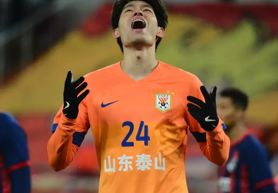 泰山队晋级亚冠16强没机会了，原因有三！

1、明年开春连续对阵韩国球队光州FC