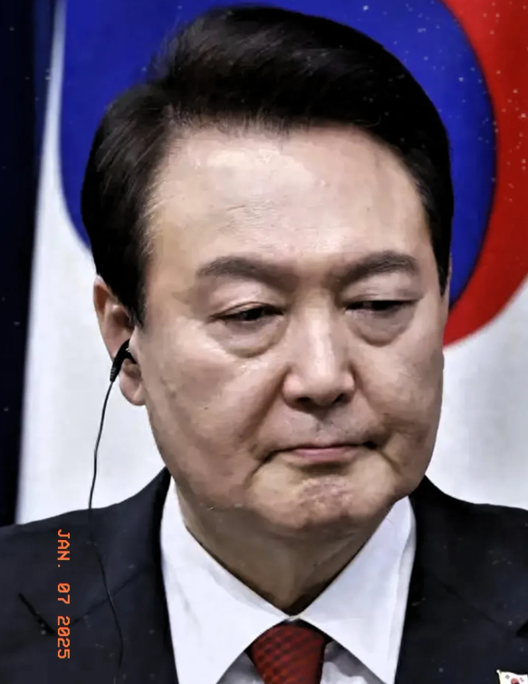 最新动态！！！
韩国传来新消息！
1月7日，韩国总统尹锡悦的律师通过公调处或警察