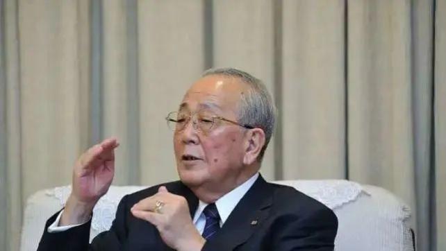 稻盛和夫：凡是动不动就生气的人，生活多半过的一团糟糕