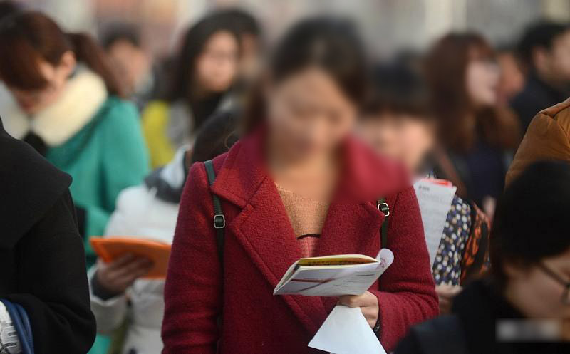安徽师范大学马院一寝室，4位女生全部考上了研究生，而且都是重点大学的研究生。她们