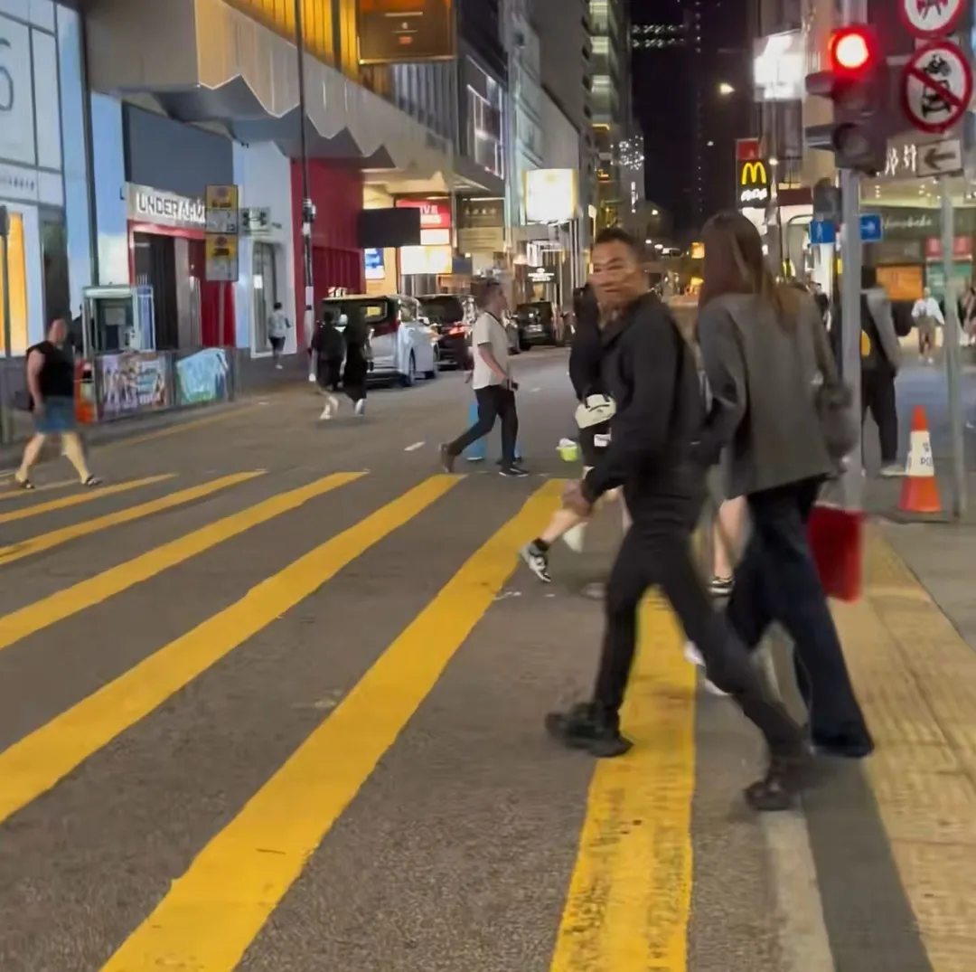 年近70岁的任达华，精神状态超99%男星