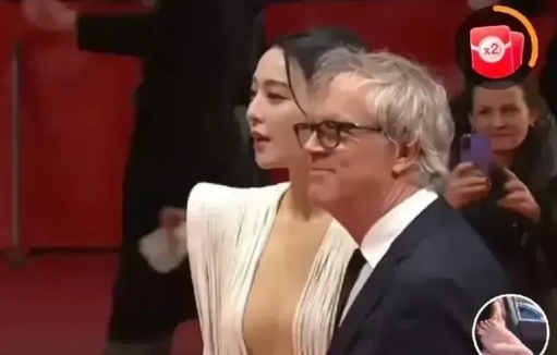 都说红气养人，但不得不服，范爷红不红都能维持这么漂亮，她不在屏幕前的这几年，真的