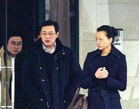  董卿当年与密春雷恋情波折，终修成正果