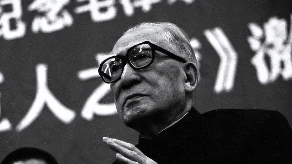 1953年，薄一波受无端猜测，毛主席搬“救兵”为薄一波解围