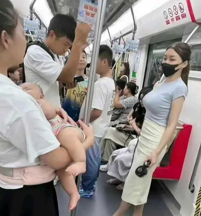 一位妈妈的无奈！哈哈哈！