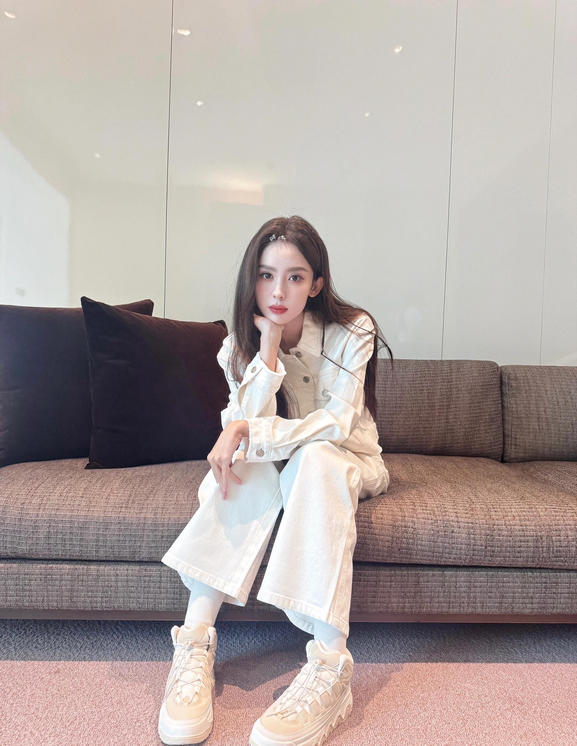 古力娜扎，美丽与智慧并存的女星