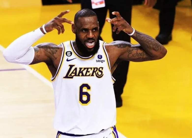 越来越发现，NBA的总冠军其实没什么用！
总冠军每年都有，因为赛制规则就是这样，