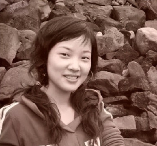 还有人记得她吗？她是一名小学老师名字叫袁文婷，在2008年地震发生时，救出13个