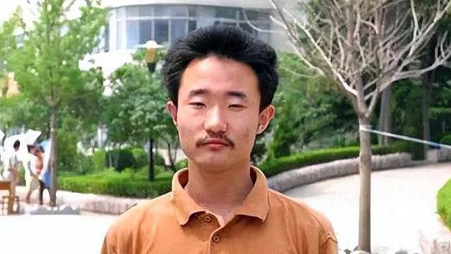 当年高考749分差1分满分，却因长相“太丑”被嘲，如今他怎么样了
