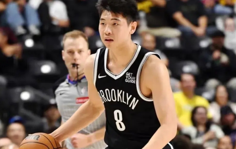 看看咱们亚洲两位NBA球员的表现吧！

崔永熙（中国）
G1：10次挥毛巾+10