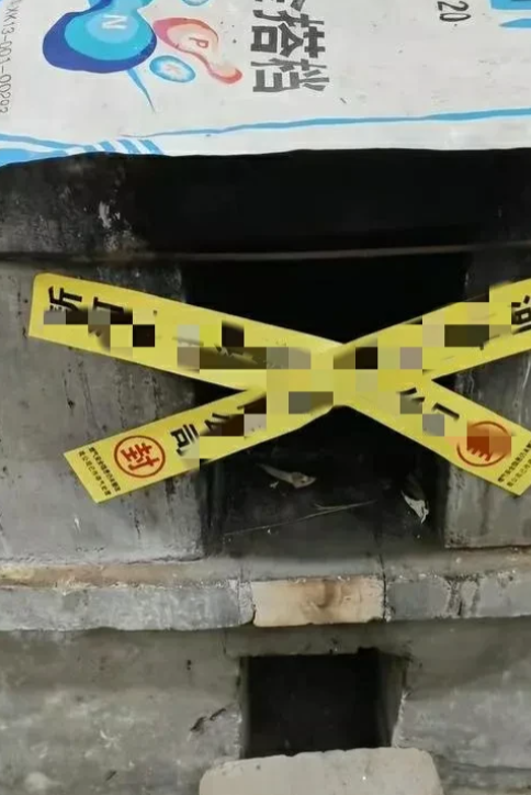 谁给的权利？河北邢台，一村民家中修建了一个“两用灶台”，不仅可以烧柴火，同时也可