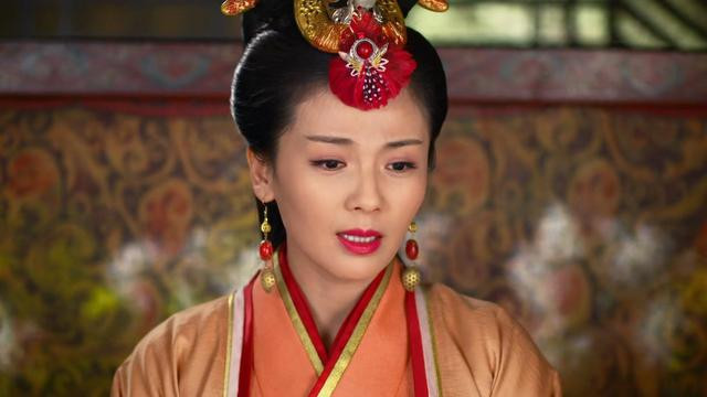 重温《芈月传》，嬴驷凭借4招，击败了黄歇，得到了芈月的人和心