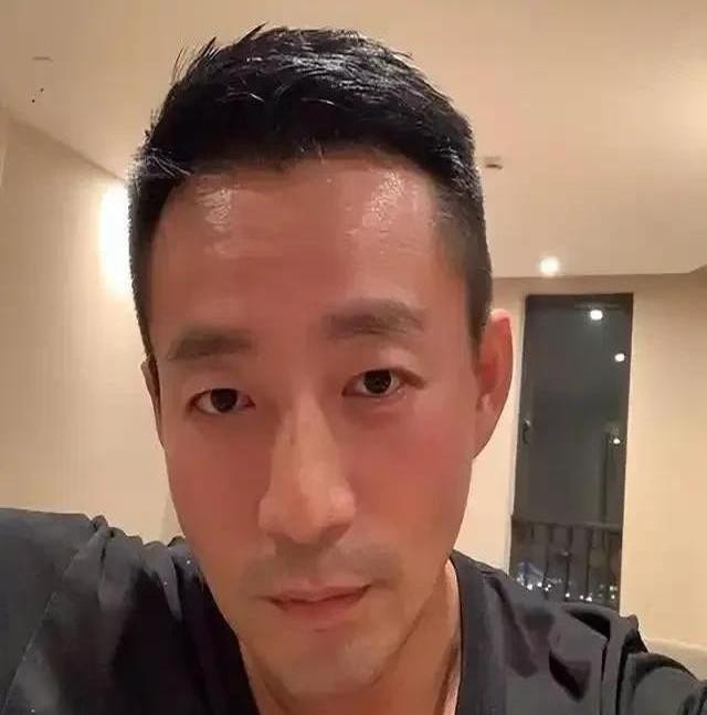 汪小菲甩出的房产证炸出惊天大瓜！台媒扒出他名下过亿台北豪宅的产权归属，白纸黑字写着公司名称