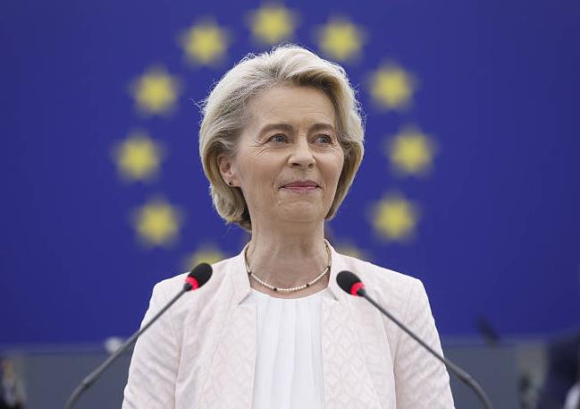 欧盟终于对俄罗斯资产下手了！
据俄罗斯卫星通讯社报道，欧盟委员会主席冯德莱恩26