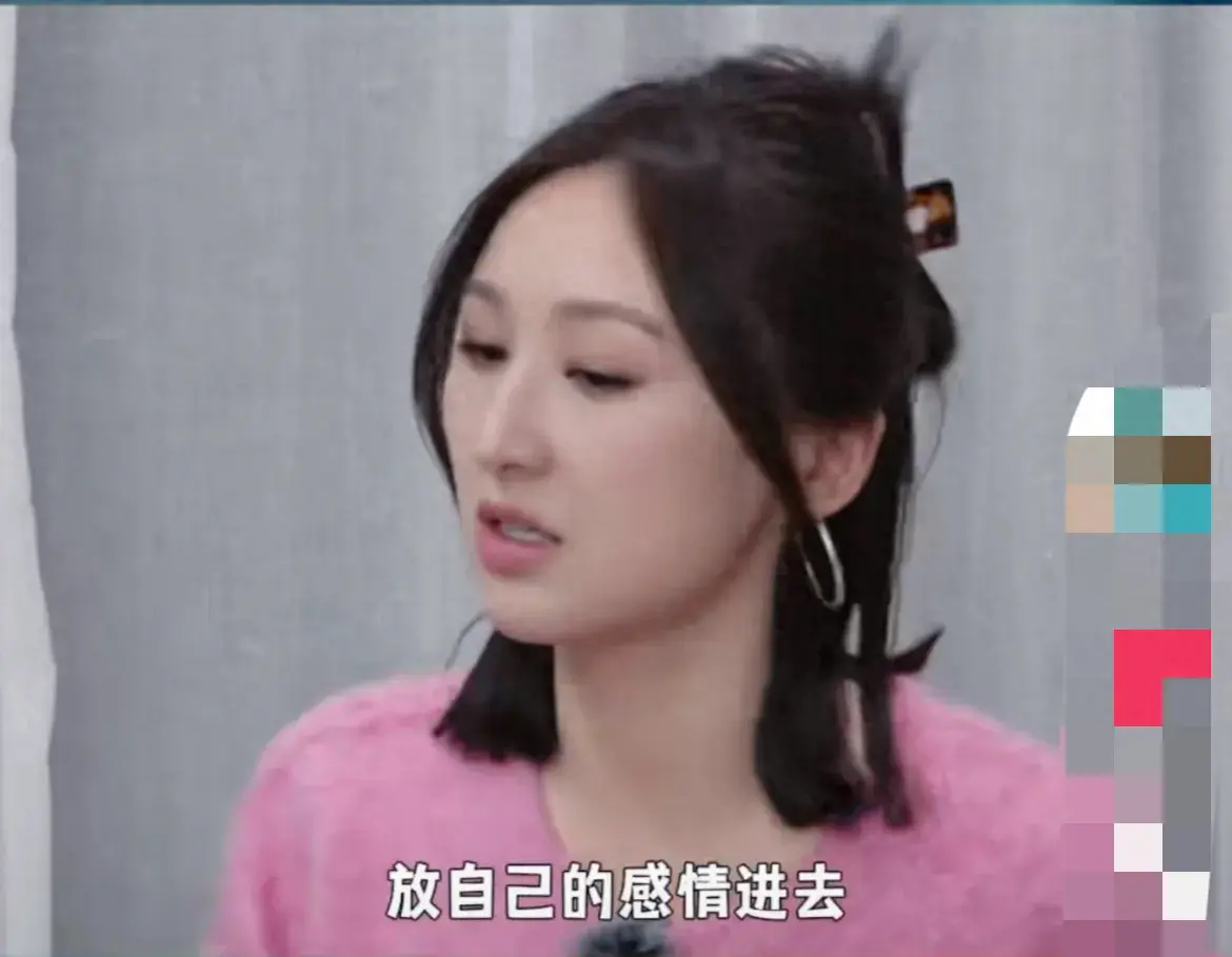 《无限超越班2》里面高海宁问袁咏仪一个问题。

高海宁表示自己很想问一个问题。
