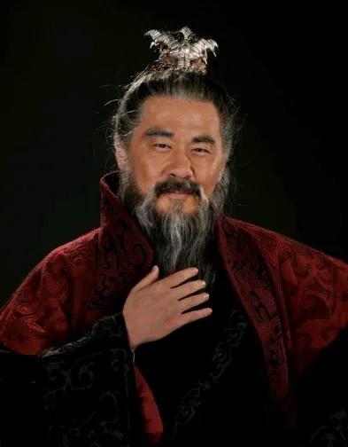 刘邦死前:
刘邦:    来，今天和大伙玩个不一样的游戏，宰了这匹白马，大伙一起