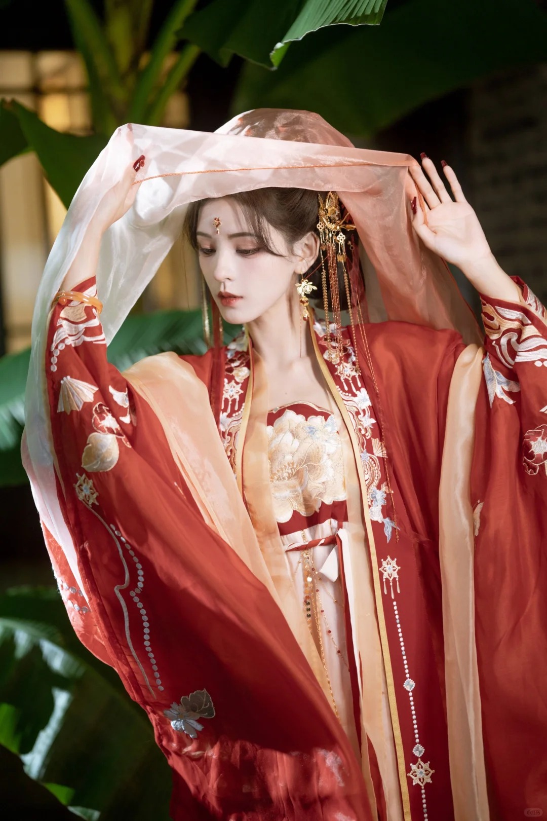 张予曦｜高级建模脸，美的不似真人