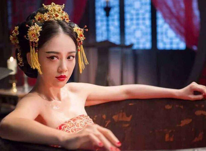 纳妾需要什么条件，古代男子纳妾，正妻为何不反对还支持？