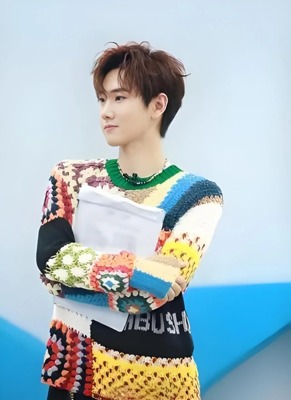 汪苏泷事业再攀高峰，演唱会热潮引关注