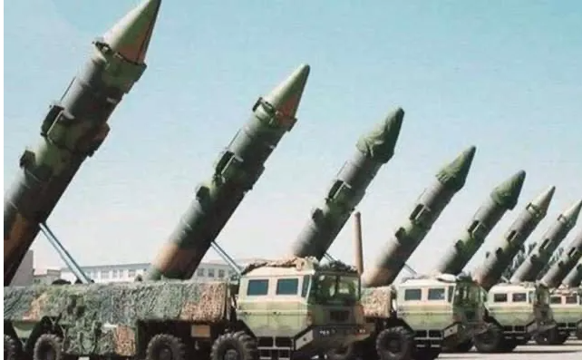 既然核武器大家都不敢用，为什么还具有威慑力？

不是不敢用才有威慑力，是因为有威