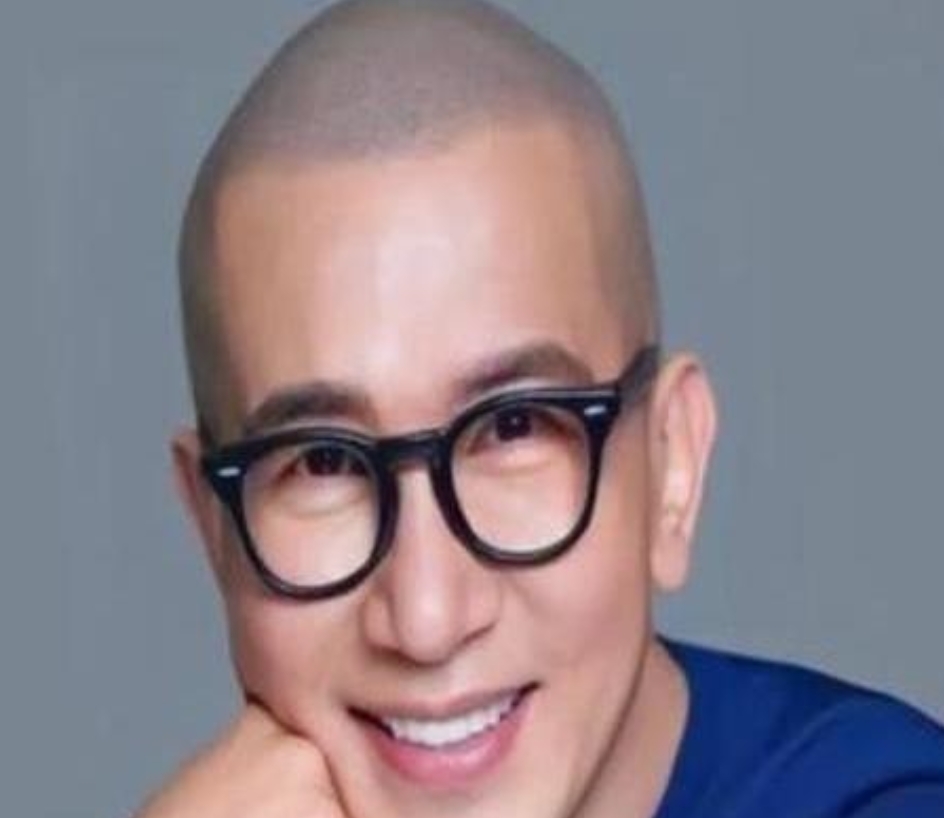 大S家又刷新贵圈迷惑行为榜单！

根据台媒最新报道，徐家豪宅隔壁邻居实在忍无可忍