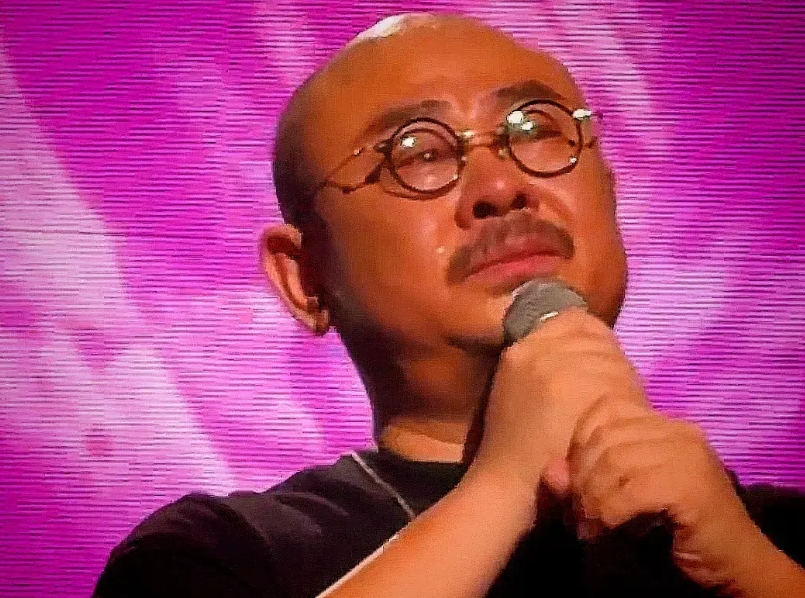 刀郎团队是娱乐圈史上最强策划炒作团队，没有之一。从刀哥复出，推出《罗刹海市》引爆