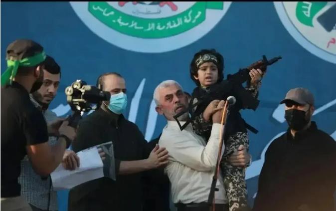 重磅消息！辛瓦尔接替哈尼亚成为哈马斯新的领导人，以后哈马斯继续会和以色列交战，这