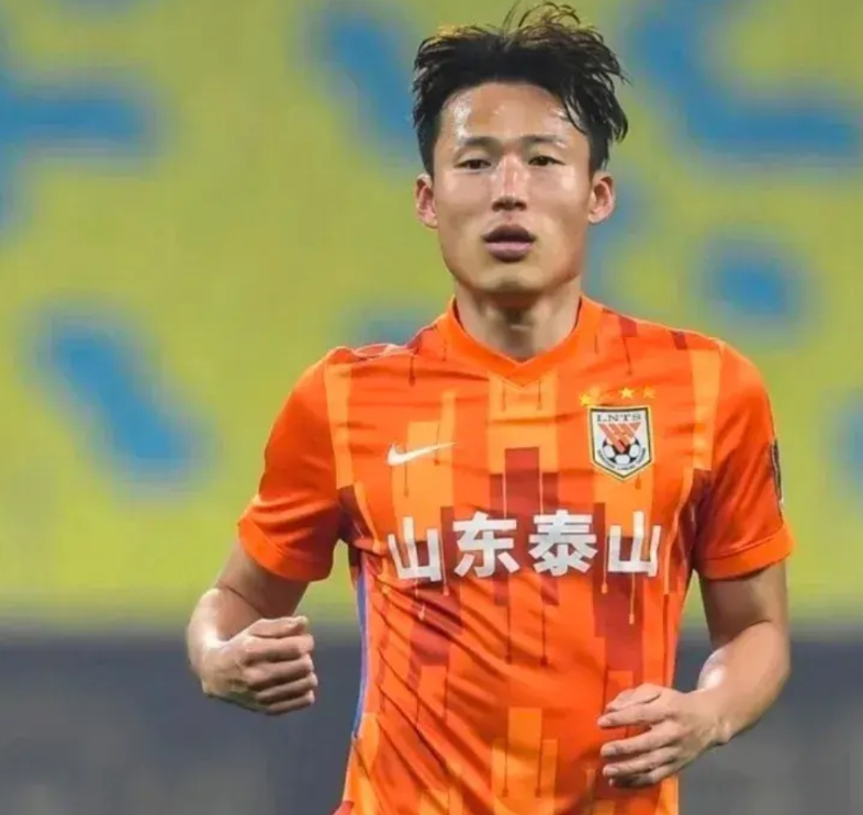 两个让中国足球丢尽脸面的新闻！
1、韩国媒体报道，国际足联驳回了中国足协申请孙准