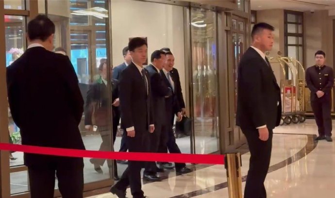 10日傍晚5點結束後，雙方即驅車前往釣魚台國賓館，設宴為馬英九餞行。

馬英九晚