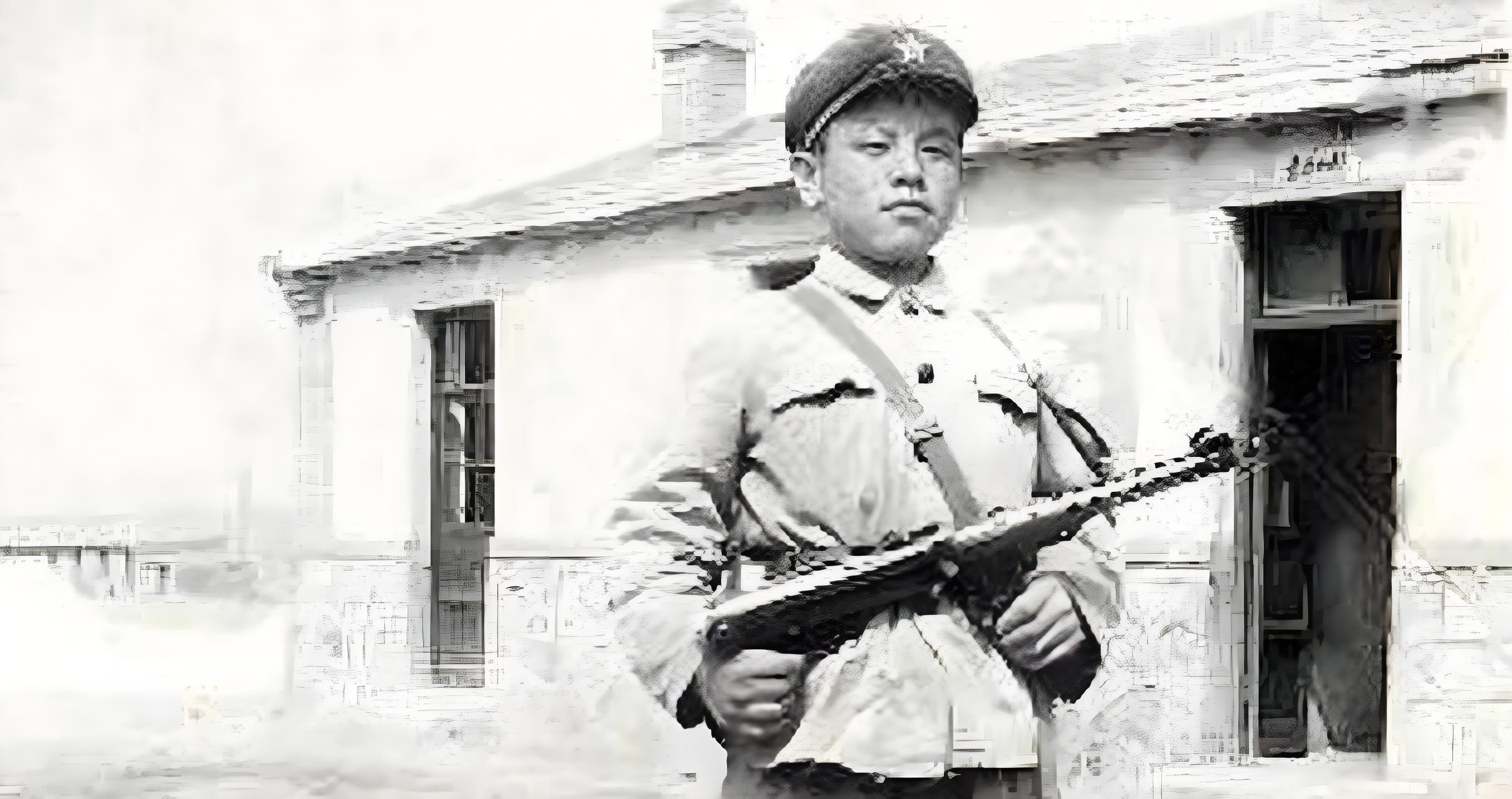 1932年，一群反动派不断地朝着水中的荷叶开枪，嘴里还传来了不停的谩骂：“该死，