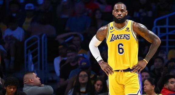 据ESPN的记者Brian Windhorst报道，洛杉矶湖人队的球星勒布朗-詹