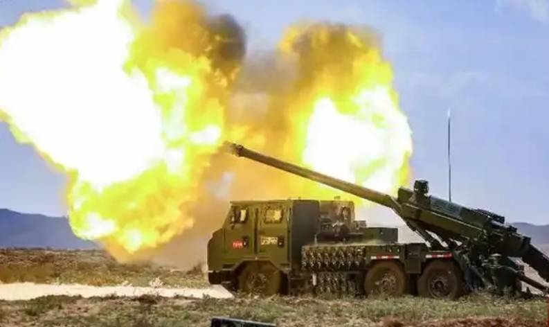 俄乌战争打了三年之久，咱们军事决策圈最破防的一批人，恐怕就是那些炮兵专家了。
 