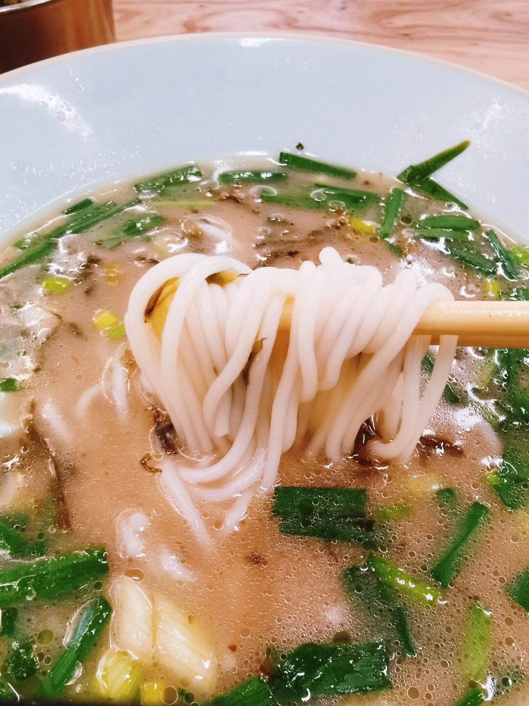九寨沟诺日朗餐厅可以吃这个米线