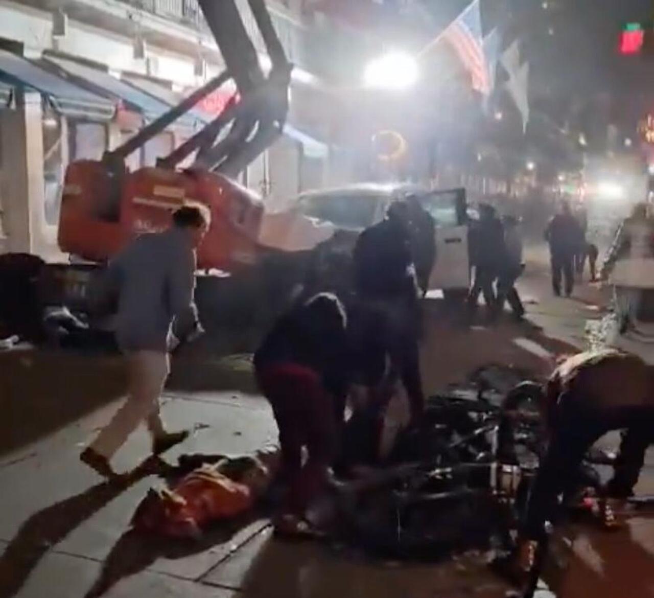 美联社报道称，美国南部路易斯安那州沿海城市新奥尔良发生“恐怖袭击”。
报道称，一