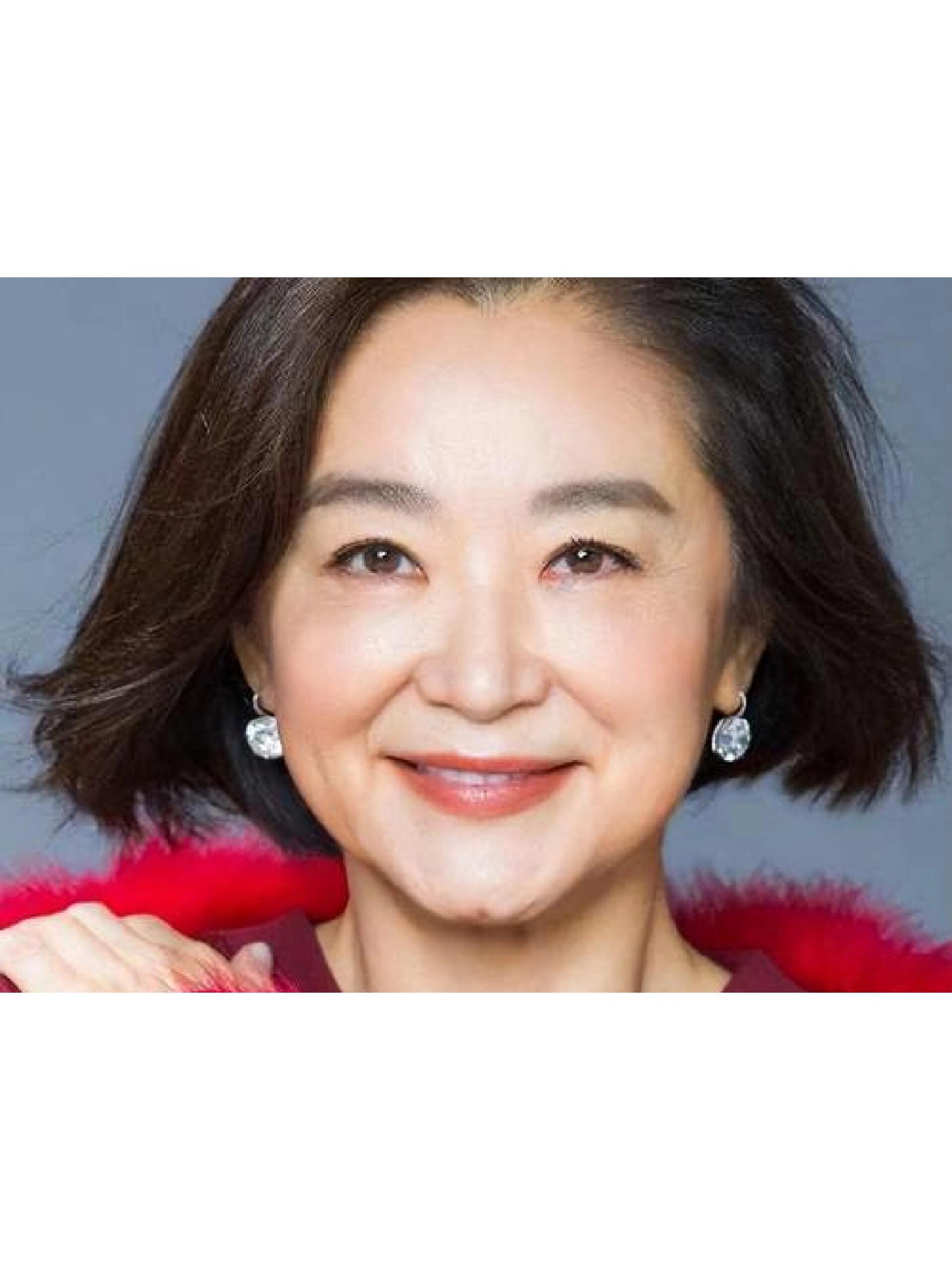 林青霞，她的演艺生涯和个人生活都备受关注