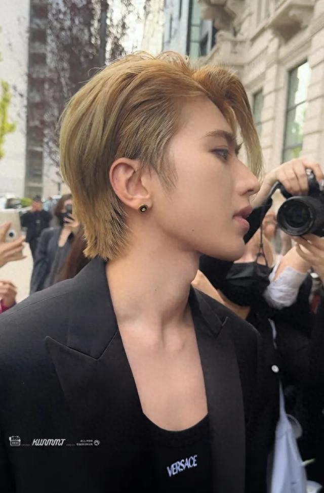 娱乐小八卦:李小璐贾乃亮,张杰,陈乔恩,殷桃,宋茜王鹤棣(2019李小璐贾乃亮跨年)-第1张图片-九妖电影 娱乐小八卦:李小璐贾乃亮,张杰,陈乔恩,殷桃,宋茜王鹤棣(2019李小璐贾乃亮跨年)-第1张图片-九妖电影