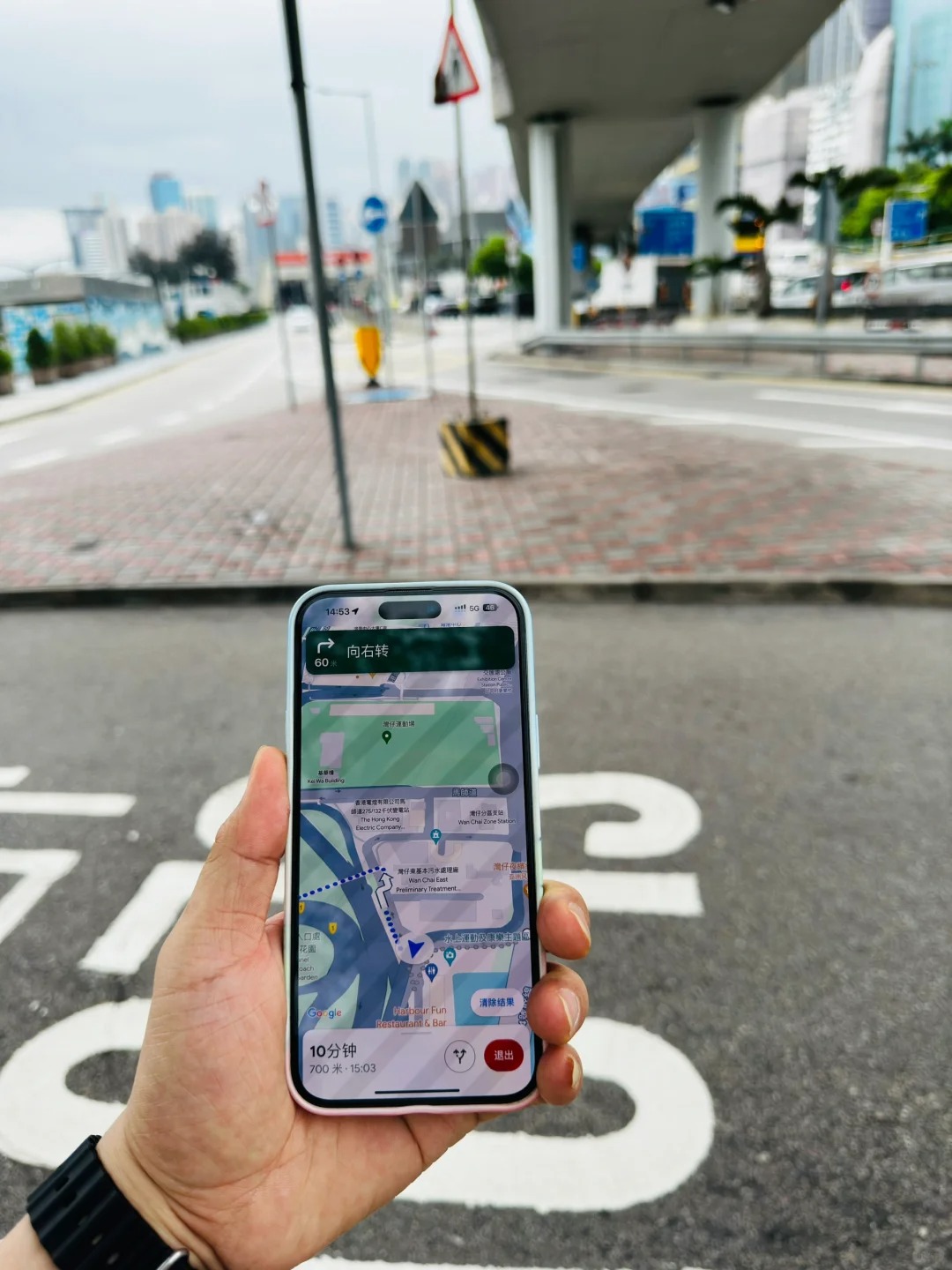 Google地图用起来真的和内地的高德没法比
不知道什么原因，总觉得反应迟钝，而
