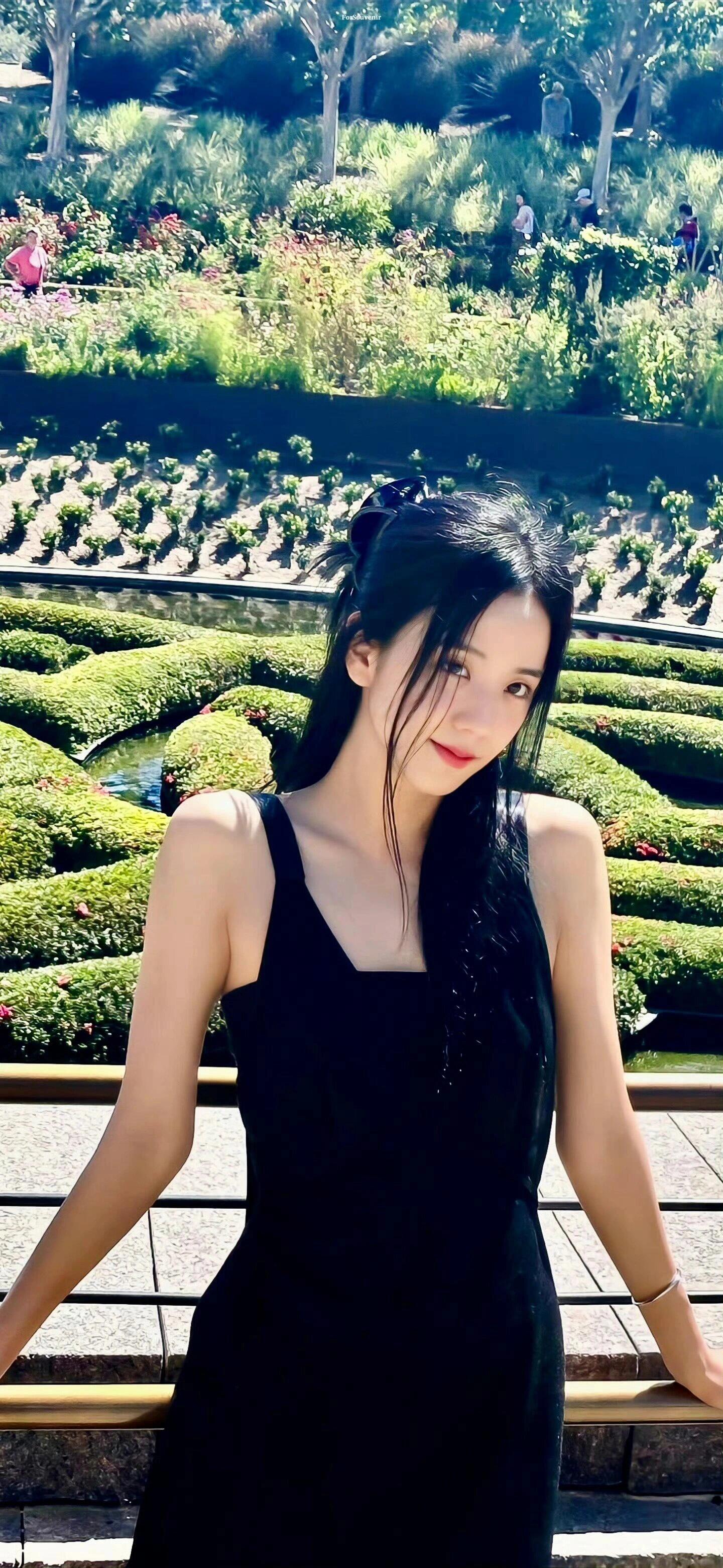 宝藏女孩——金智秀