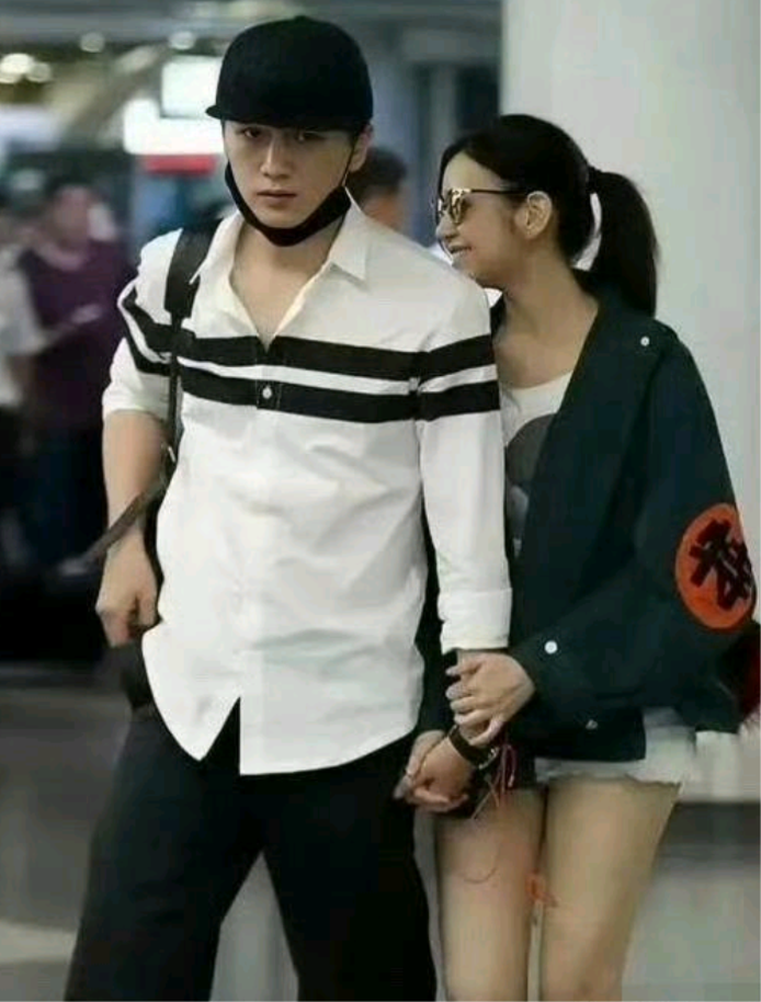 陈晓和cx两人结婚之后一直蛮甜的，陈晓对cx也是真的蛮好的，两人现在住在北京的豪