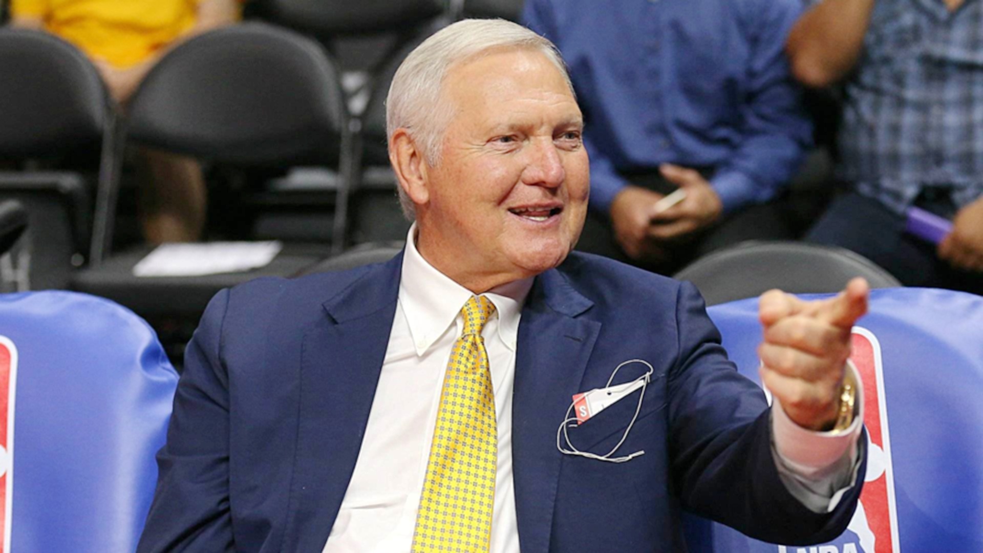 NBA名宿杰里-韦斯特去世，享年86岁。
迈克尔-乔丹发表声明：杰里去世的消息让