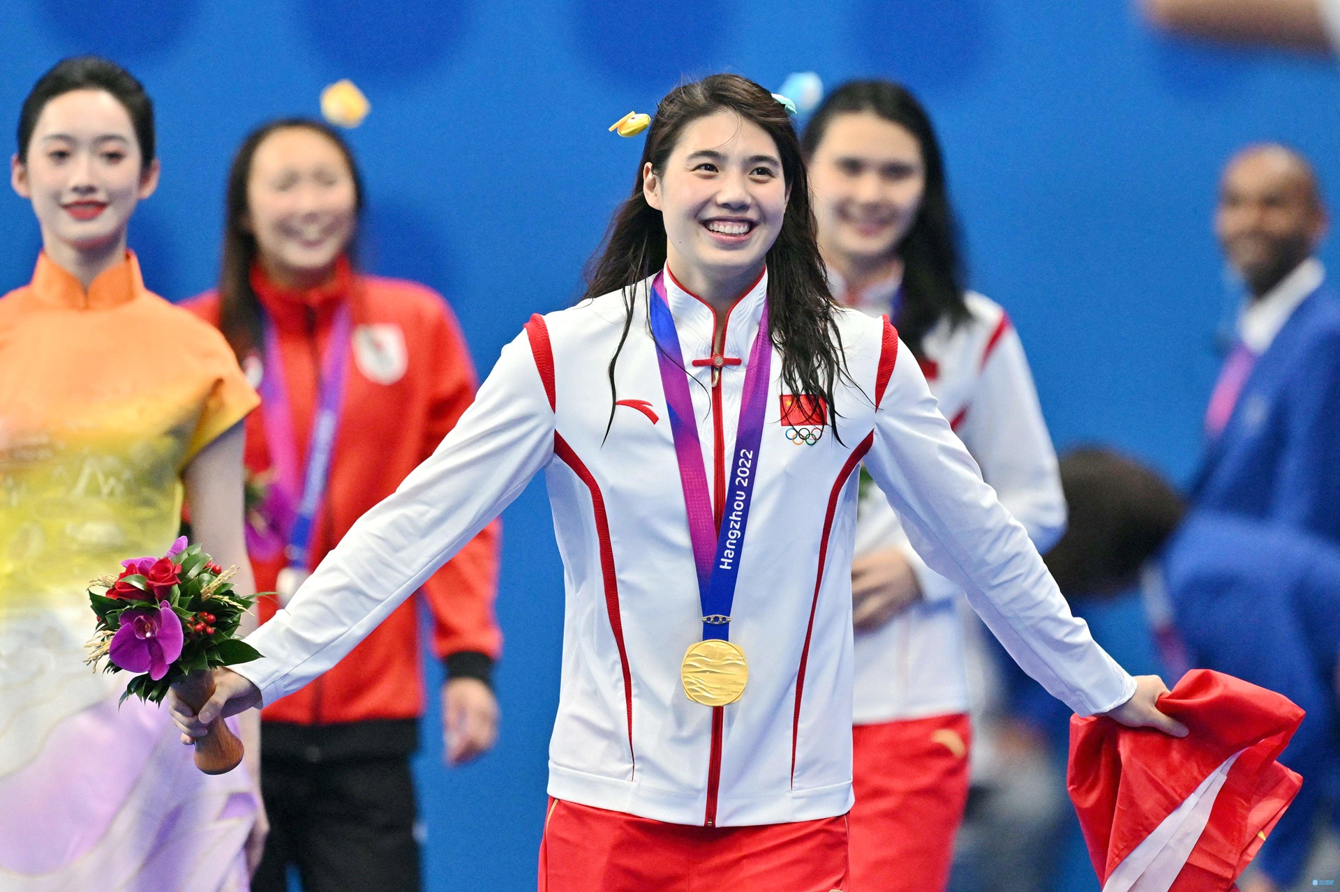 巾帼英雄张雨霏带病出战，200米蝶泳摘铜
2024年巴黎奥运会，女子200米蝶泳