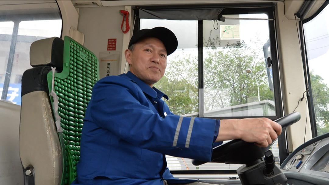 看似简单，其实不难的曲线行驶