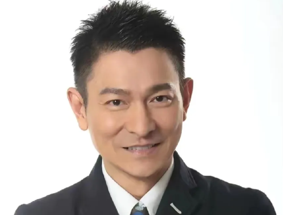 形势喜人，刘德华同志已经先过去了。

1.第一，咱们的影协副主席刘德华，在台北开