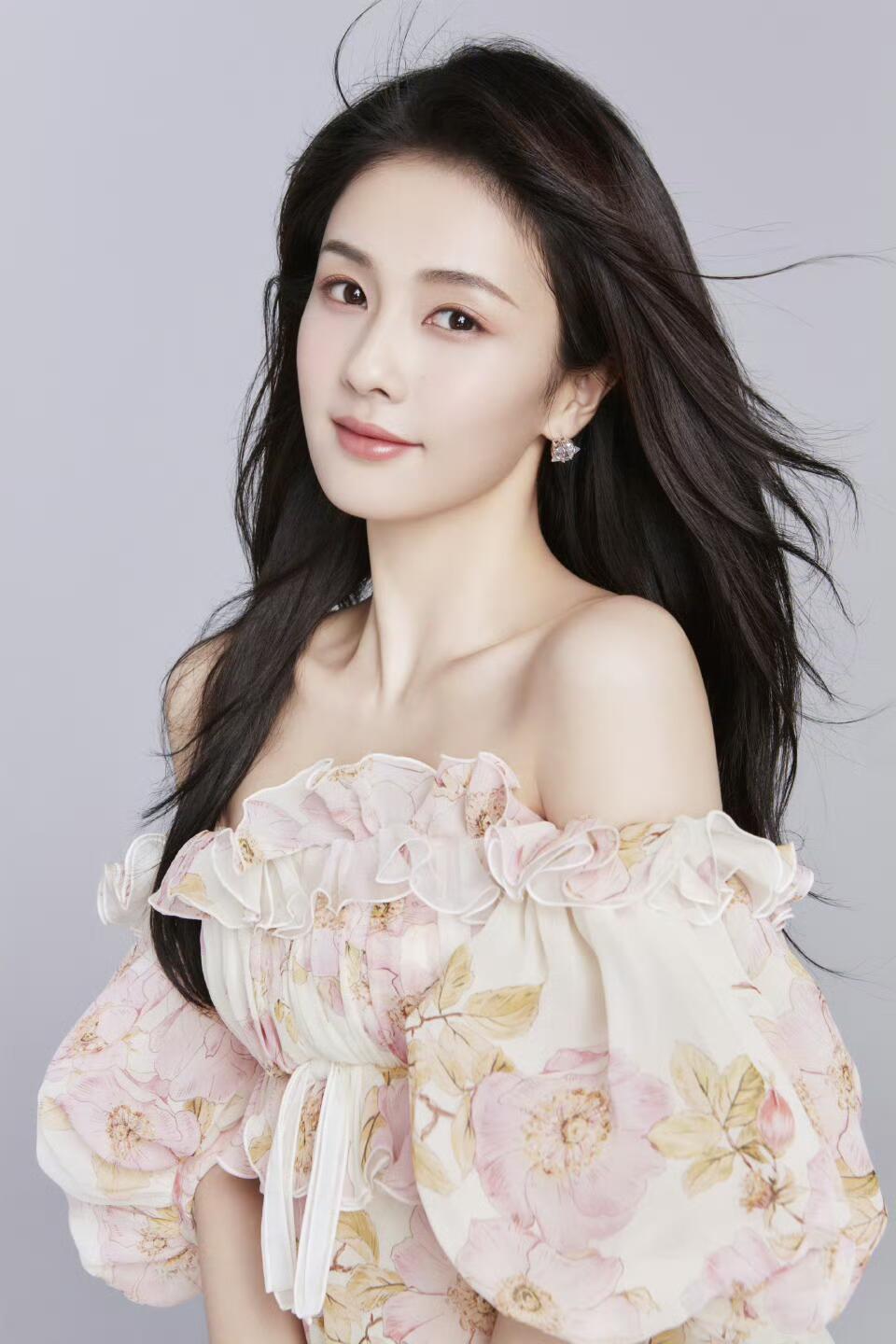 白鹿——清丽绝俗