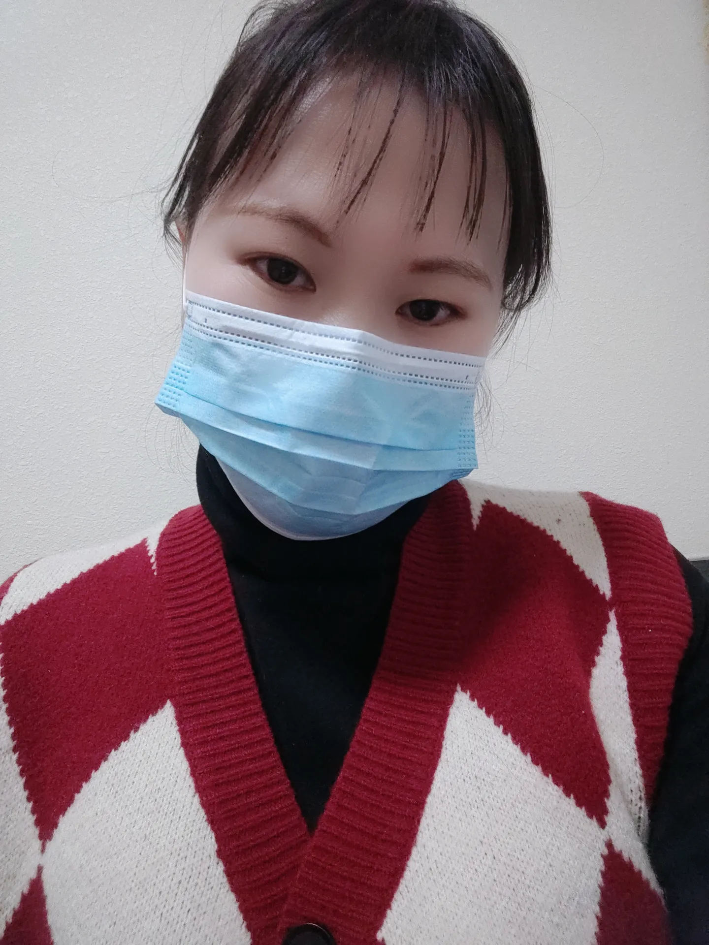 我们厂子十个男的九个没本事，还有一个太无能。进我们厂子的男的大多就是来混日子的。