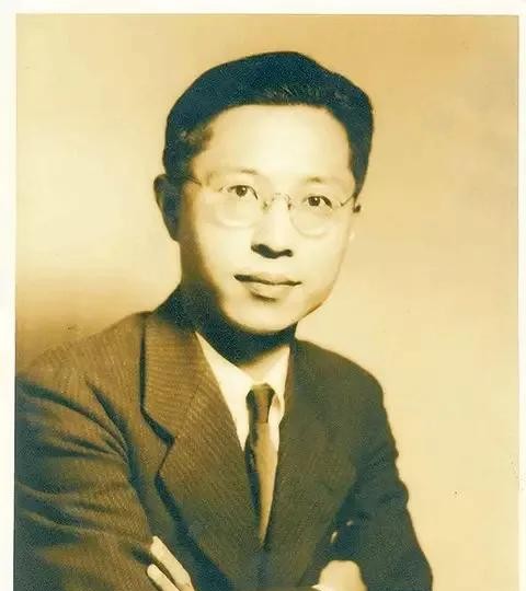 1937年，著名剧作家曹禺与被誉为“清华校花”的郑秀结为夫妻，这段才子佳人的结合