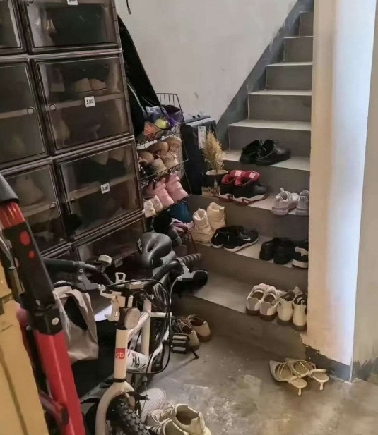 遇到这样的邻居 应该怎么办？