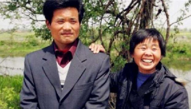 2005年，男子因杀妻被判15年，谁料，去世11年的“亡妻”突然回家，并且已经和