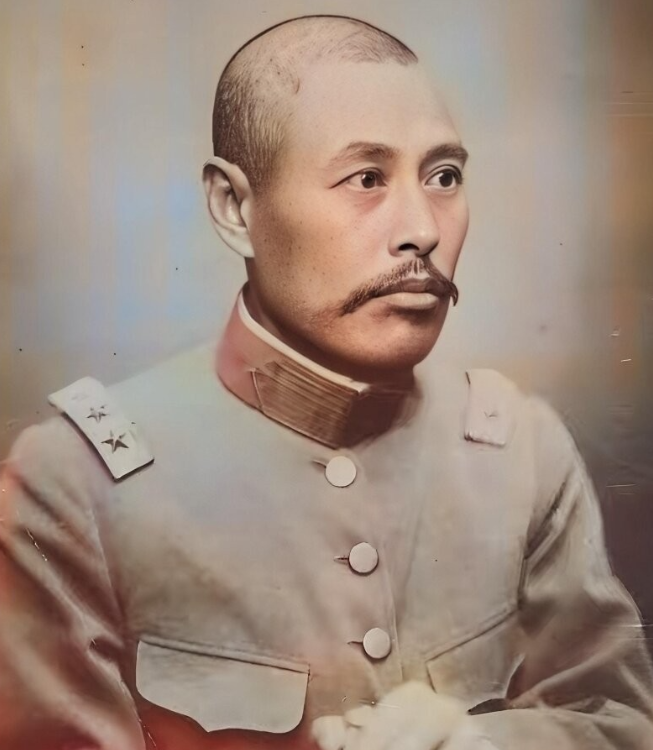 1927年6月，吴佩孚在逃往四川途中，遭遇大股土匪袭击，秘书长张启煌被打死。吴佩